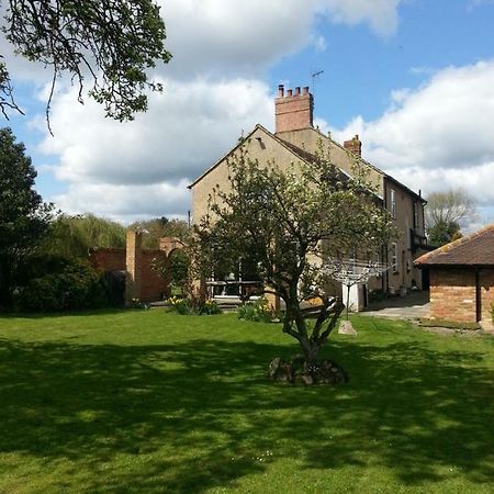 Marston Moreteyne Upper Wood End Farm B&B 외부 사진