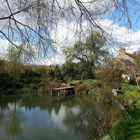 Marston Moreteyne Upper Wood End Farm B&B 외부 사진