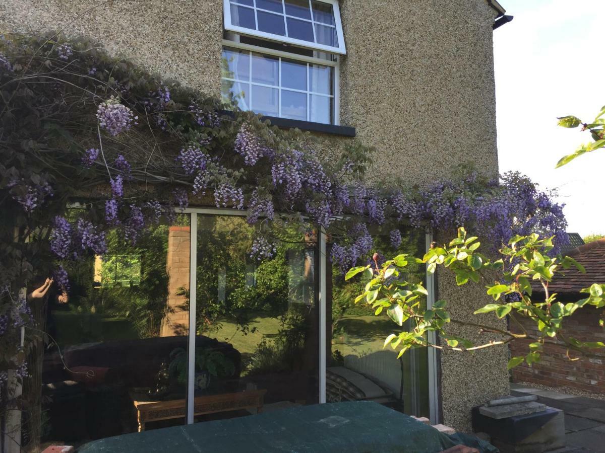 Marston Moreteyne Upper Wood End Farm B&B 외부 사진
