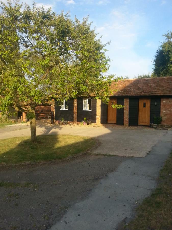 Marston Moreteyne Upper Wood End Farm B&B 외부 사진